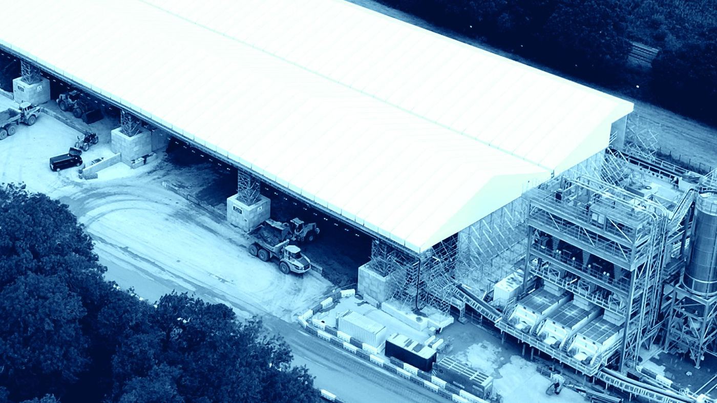 Aerial view of a Scafom-rux VECTA temporary roof encapsulating an industrial plant